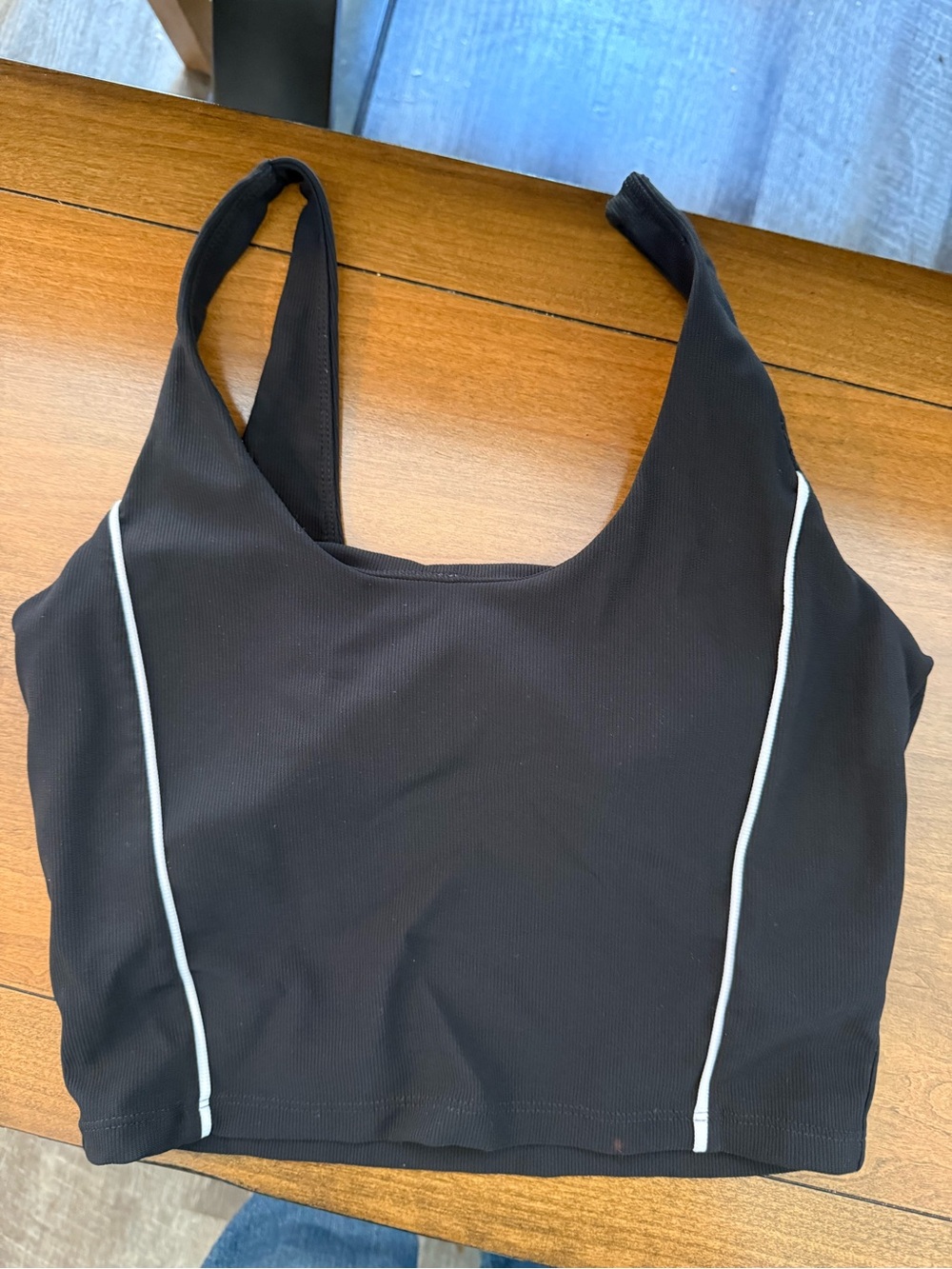 WILO Black Sports Bra with White Piping - Women’s Support Crop with pads